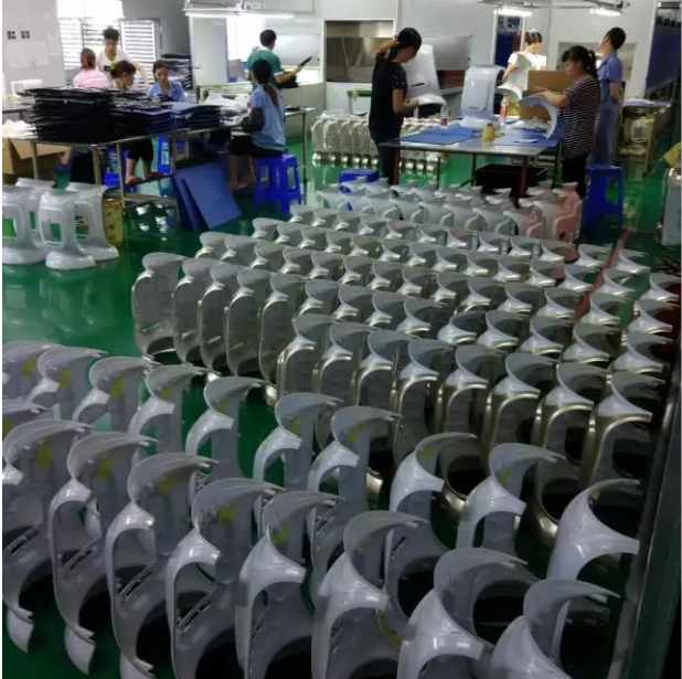 機(jī)器人模具圖片